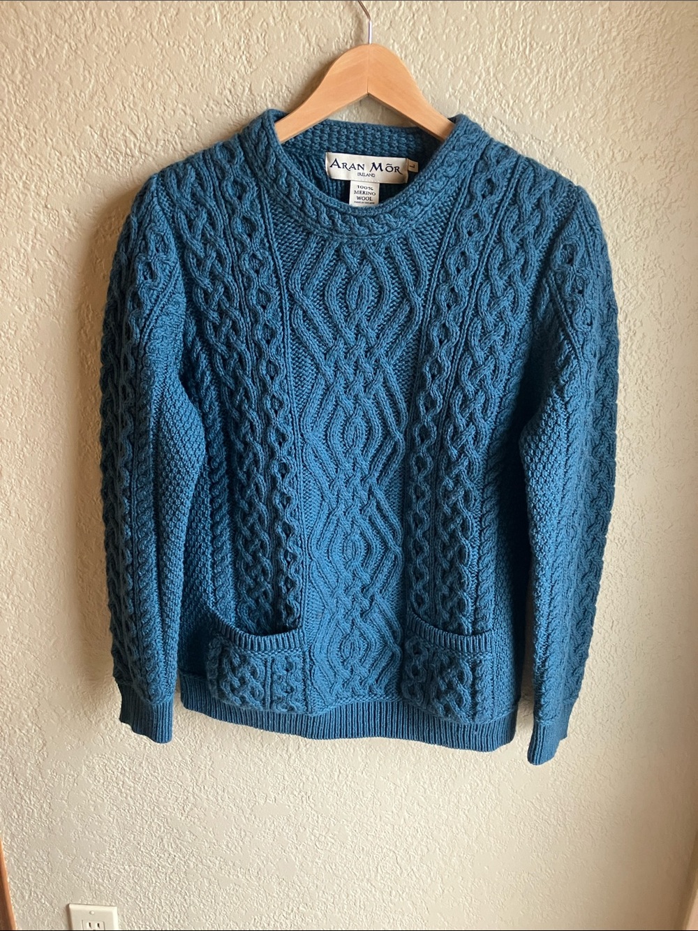 Aran Mor NWOT Teal Cable Knit Merino Women's Sweater